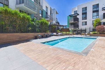 Culver City townhouse for rent - A small pool surrounded by a wooden deck.