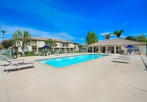 Redlands apartment for rent - the swimming pool at our apartments