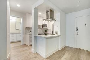 Los Angeles apartment for rent - Kitchen at Woodcliff Apartments