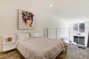 North Hollywood apartment for rent - Loft at Art Set North Hollywood