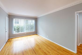 Hardwood flooring*