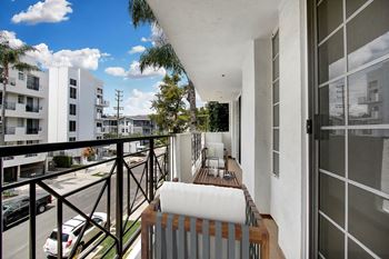 Balcony/patio
