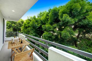 Balcony/patio