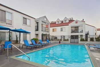 Resort-style swimming pool