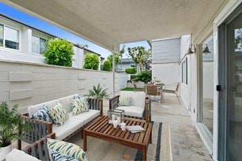 Patios/balconies