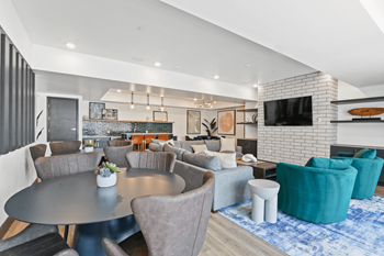 Club lounge – tv lounge/poker/pool table/games