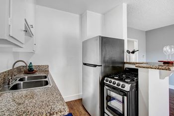 Stainless steel appliances (in select units)