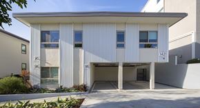 Los Angeles apartment for rent - the building in which the motel is located