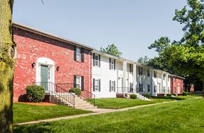 Indianapolis apartment for rent - Exterior view of two story brick apartment units at Carriage House West Apartments, Indianapolis, 46224