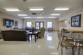 Bowling Green apartment for rent - Spacious Entertainment Area in the clubhouse at Regency Park Apartments