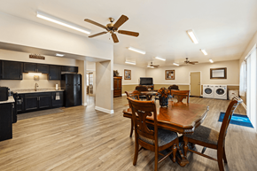 Kendallville apartment for rent - Community room at Carriage House Apartments in Kendallville, featuring a comfortable space for residents to gather and socialize.