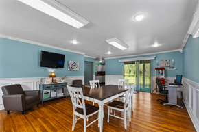 Shelbyville apartment for rent - Community room lounge at Blueridge Terrace Apartments, featuring comfortable seating, ideal for resident gatherings.