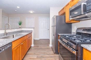 Fully equipped kitchen with microwave