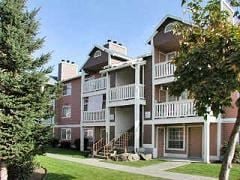 Fife apartment for rent - A multi-story apartment building with a balcony on the second floor.