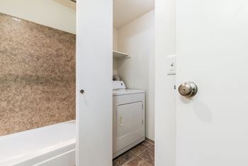 Full size washer and dryer*