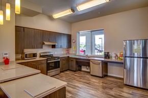 Cottonwood apartment for rent - Highland Square Senior Apartments