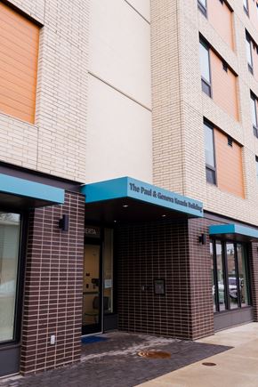 Portland apartment for rent - a building with a sign that reads the post  commonwealth court building