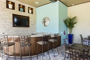 Orlando apartment for rent - Outdoor kitchen dining area in Orlando, FL 32827