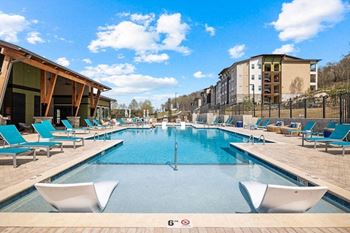 Cpark-amenity-pool1