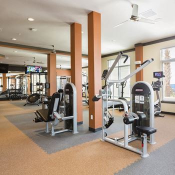 Landonhoue-hp-fitness