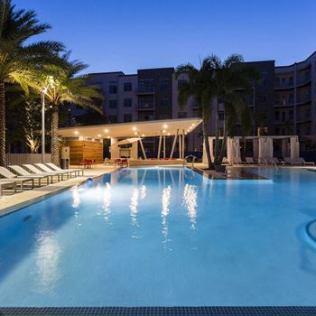 Landonhouse-hp-pool