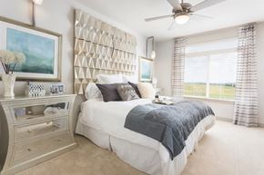 Orlando apartment for rent - Furnished model bedroom with plush carpet