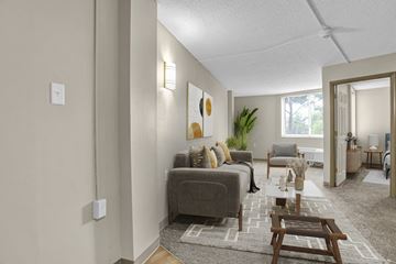 Memphis apartment for rent - the living room of an apartment with a couch and chairs