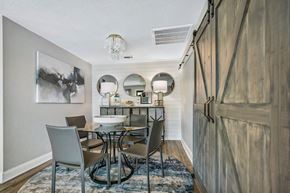 Daytona Beach apartment for rent - Clubhouse Dining at The Oasis Apartments, Florida