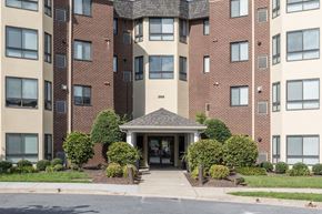 Waldorf apartment for rent - our apartments offer a clubhouse