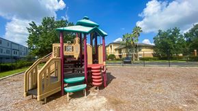 Windemere apartment for rent - Outdoor playground