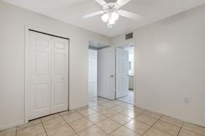 Key West apartment for rent - Room with Tiled Flooring, Window and Sliding Door Closet