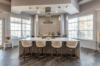 Clubhouse with billiards & wi-fi