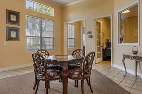 Naples apartment for rent - Leasing Office Seating Area with Table in Lobby
