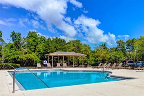 Jacksonville apartment for rent - Swimming Pool with Lounge Seating and Sundeck