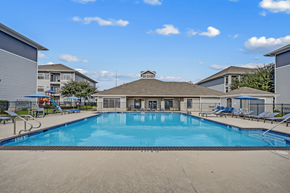 Austin apartment for rent - Frontier East Apartments