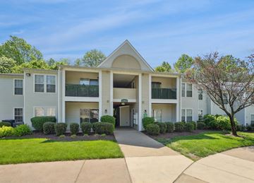 Woodbridge apartment for rent - Glen Ridge Commons Apartments