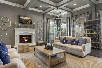Clubhouse with billiards & wi-fi