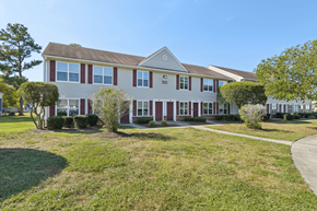 Virginia Beach apartment for rent - apartment building exterior