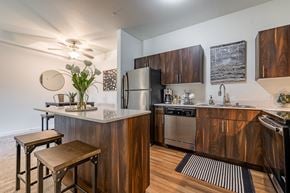 Lacey apartment for rent - Kitchen with island