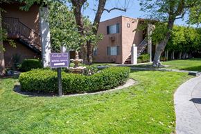 Santa Ana apartment for rent - Newhope Pines Santa Ana, CA Community Exterior
