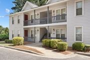 Fayetteville apartment for rent - A two-story building at Hunter's Ridge Apartments, North Carolina