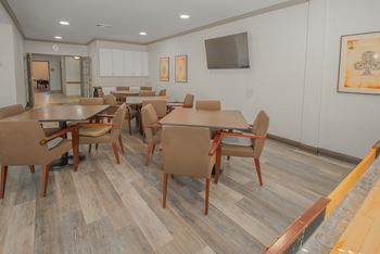 Craft salon