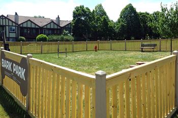 Private dog bark park