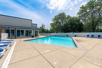 Resort-style pool with sundeck