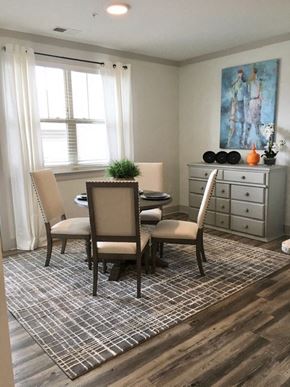 Asheville apartment for rent - Dining Room