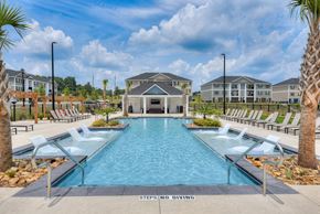 Augusta apartment for rent - Saltwater pool with sundecks  at MacArthur Park, Georgia