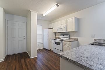 Augusta townhouse for rent - Sanctuary Apartments and Townhomes