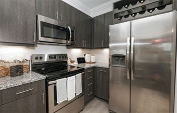 Fully furnished kitchen