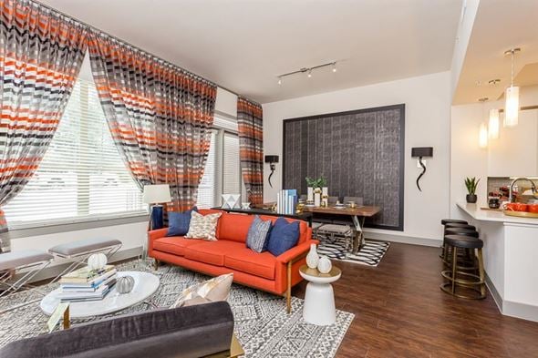 Spring apartment for rent - Modern luxury apartment