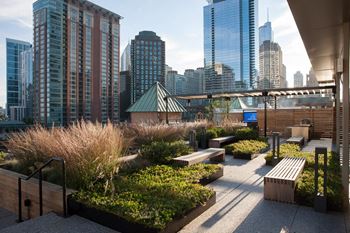 Lofts at river east apartments roof deck